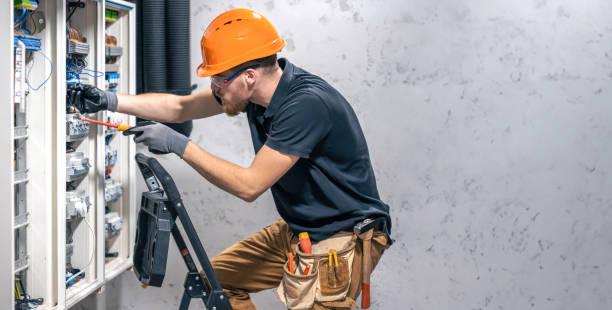 Best Commercial Electrician Services  in Maple Glen, PA
